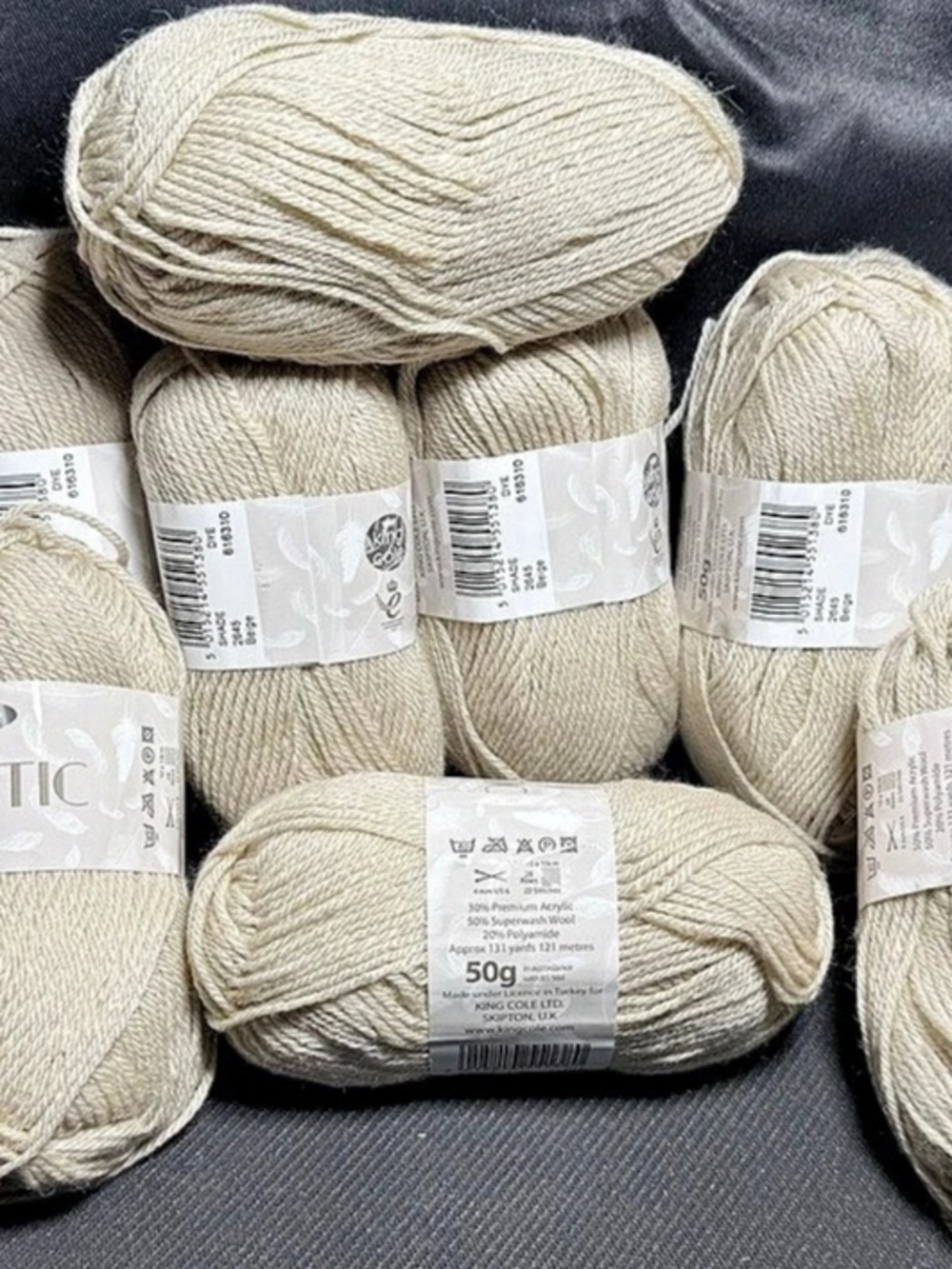King Cole MAJESTIC Yarn Skeins in Cream NWT